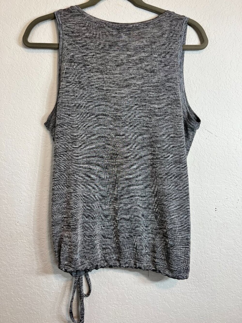 Express Gray Metallic Shimmer Sleeveless V-Neck Side Tie Tank Top M - Picture 4 of 7